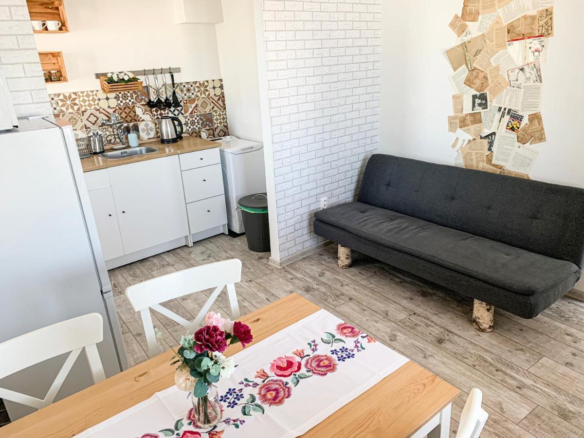 Charming Apartment In Paradise Called ブラチスラヴァ エクステリア 写真